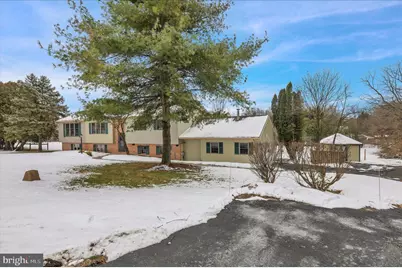 282 Ernst Road, Mohrsville, PA 19541 - Photo 2