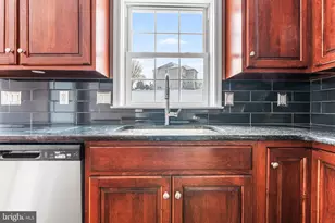 114 Farm View Ct, Douglassville, PA 19518 - Photo 4