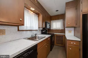 305 E Washington St, Fleetwood, PA 19522 - Photo 8