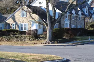 100 Brookline Pz, Reading, PA 19607 - Photo 2