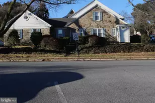 100 Brookline Pz, Reading, PA 19607 - Photo 4