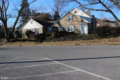 100 Brookline Pz, Reading, PA 19607 - Photo 6