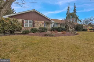 14 Tewkesbury, Reading, PA 19610 - Photo 2