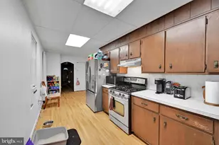 541 Perry St, Reading, PA 19601 - Photo 8