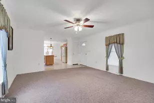 1025 Yarrow Ave, Reading, PA 19605 - Photo 10
