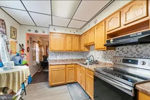 1343 Mulberry St, Reading, PA 19604 - Photo 8