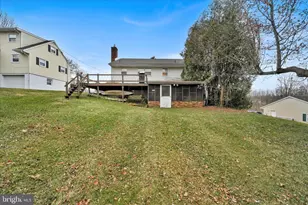 631 W Franklin St, Womelsdorf, PA 19567 - Photo 32