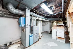 1240 Spring St, Reading, PA 19604 - Photo 32