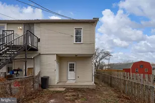 131 Pear St, Boyertown, PA 19512 - Photo 30