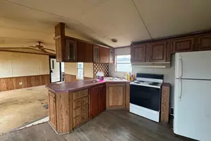 320 Hampshire Ave, Reading, PA 19606 - Photo 10