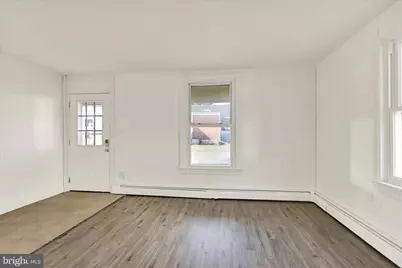 23-25 N Front Street, Womelsdorf, PA 19567 - Photo 4