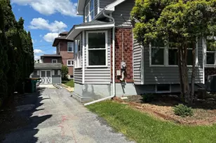 2102 Reading Ave, West Lawn, PA 19609 - Photo 4