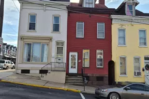 1262 Buttonwood St, Reading, PA 19604 - Photo 1