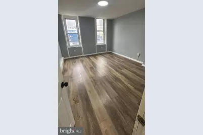 327 N 6th Street #1, Reading, PA 19601 - Photo 6