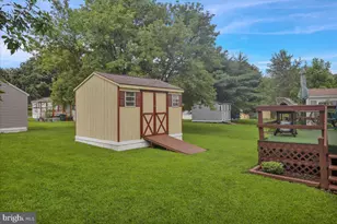 703 1st St Ext, Hamburg, PA 19526 - Photo 24