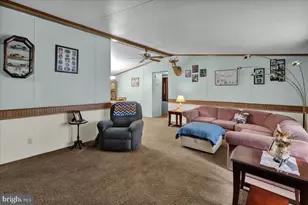 703 1st St Ext, Hamburg, PA 19526 - Photo 6