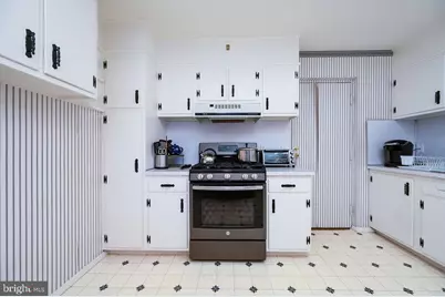 1375 Pershing Boulevard #404, Reading, PA 19607 - Photo 12