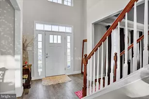 51 Edinboro Ln, Reading, PA 19605 - Photo 6