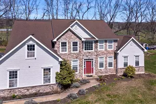 5028 Vista Ct, Mohnton, PA 19540 - Photo 2