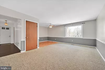 318 Fairview Road, Reading, PA 19606 - Photo 12