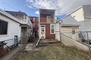 19 E High St, Womelsdorf, PA 19567 - Photo 16