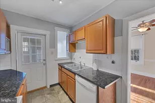 382 Sunset Rd, Reading, PA 19611 - Photo 10