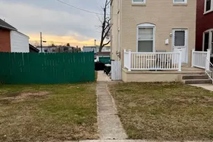 1246 Luzerne St, Reading, PA 19601 - Photo 1