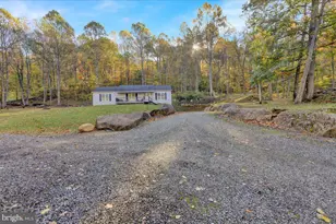 119 Smoketown Rd, Mertztown, PA 19539 - Photo 2