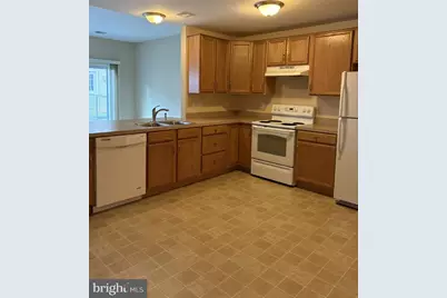 212 Silk Drive, West Reading, PA 19611 - Photo 4