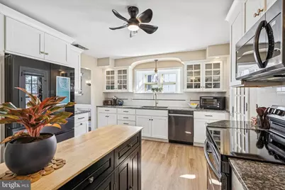 40 W 2nd Street, Boyertown, PA 19512 - Photo 16