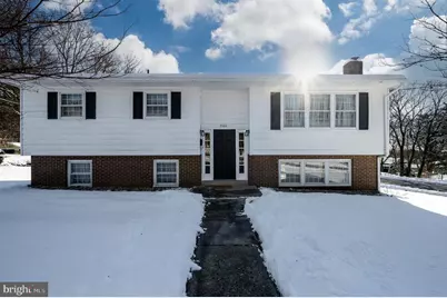 2100 Elizabeth Avenue, Reading, PA 19605 - Photo 1