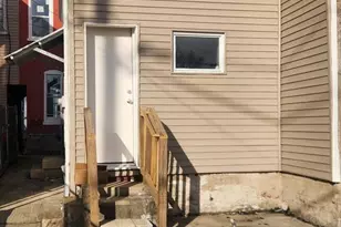 120 W Buttonwood St, Reading, PA 19601 - Photo 2