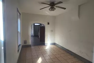 120 W Buttonwood St, Reading, PA 19601 - Photo 8