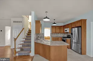 902 Bedford Ave, Reading, PA 19607 - Photo 14