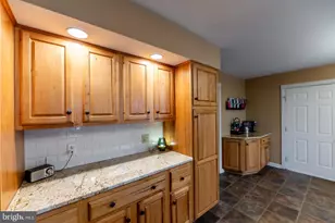 6 Yellow House Dr, Douglassville, PA 19518 - Photo 20