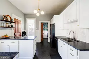 221 Douglass St, Reading, PA 19601 - Photo 16