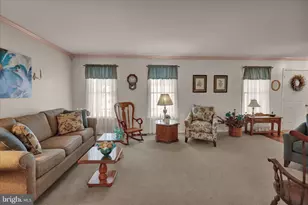 840 Shelbourne Rd, Reading, PA 19606 - Photo 4