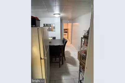 135 S 10th Street, Reading, PA 19602 - Photo 4