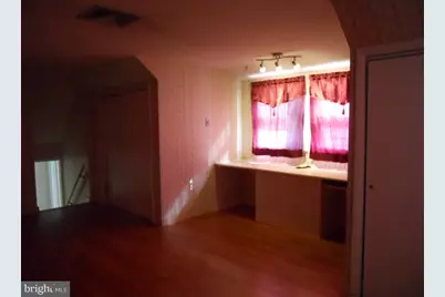 909 Brighton Avenue, Reading, PA 19606 - Photo 24