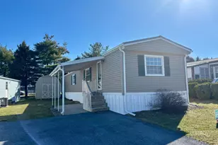 1004 Heath Ave, Reading, PA 19605 - Photo 2