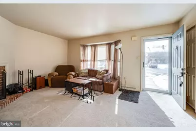 71 Winchester Court, Reading, PA 19606 - Photo 2