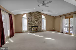 16 Scotland Dr, Reading, PA 19606 - Photo 4