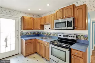 43 Fern Dr, Boyertown, PA 19512 - Photo 10