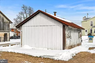 344/346 Chestnut St, Mertztown, PA 19539 - Photo 28