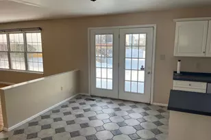 2400 John Henry Dr, Reading, PA 19608 - Photo 8