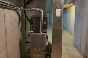 2400 John Henry Dr, Reading, PA 19608 - Photo 30