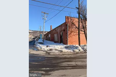 355 N 8th Street, Reading, PA 19601 - Photo 4