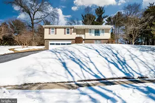 65 Wyomissing Hills Blvd, Reading, PA 19609 - Photo 2