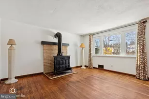 2049 Farmington, Pottstown, PA 19464 - Photo 6