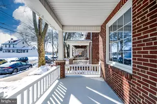 617 Crescent Ave, Reading, PA 19605 - Photo 4